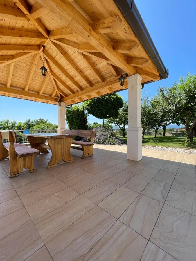 Villa Duje Trilj Esterno foto