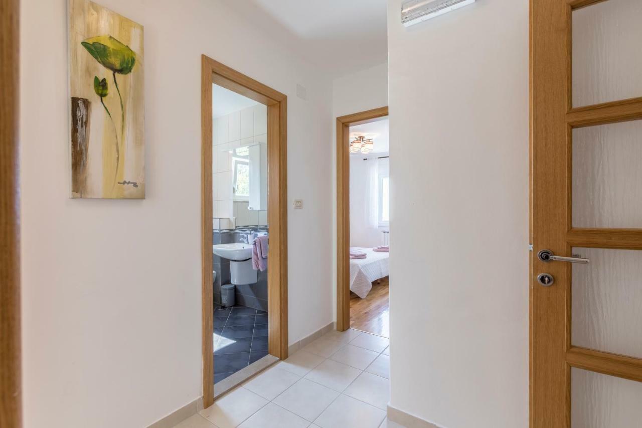 Villa Duje Trilj Esterno foto
